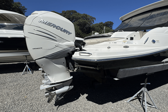 Sea Ray SLX 350 OB 6 2017 Sea Ray SLX 350 OB 7