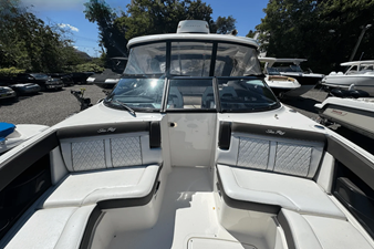 Sea Ray SLX 350 OB 42 2017 Sea Ray SLX 350 OB 43