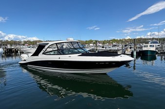 Sea Ray SLX 350 OB 47 2017 Sea Ray SLX 350 OB 48