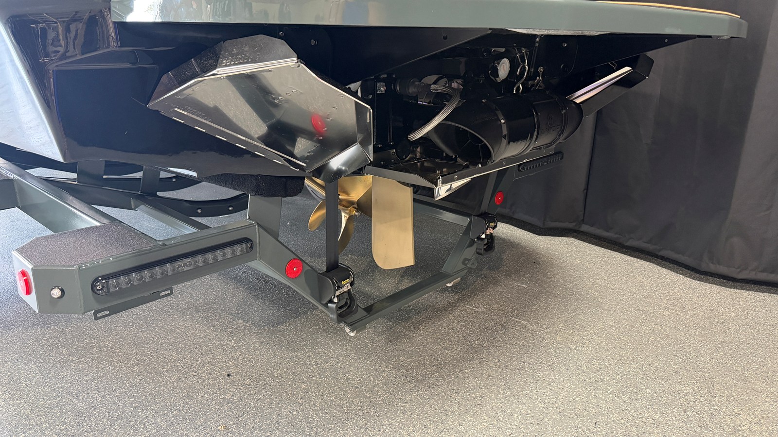 2027 Mastercraft XT24 8