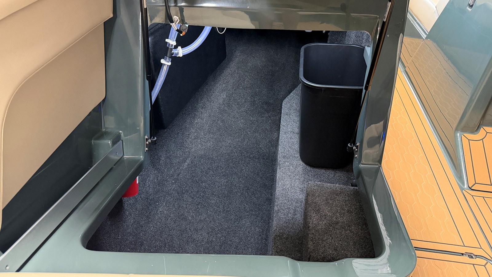 2027 Mastercraft XT24 57