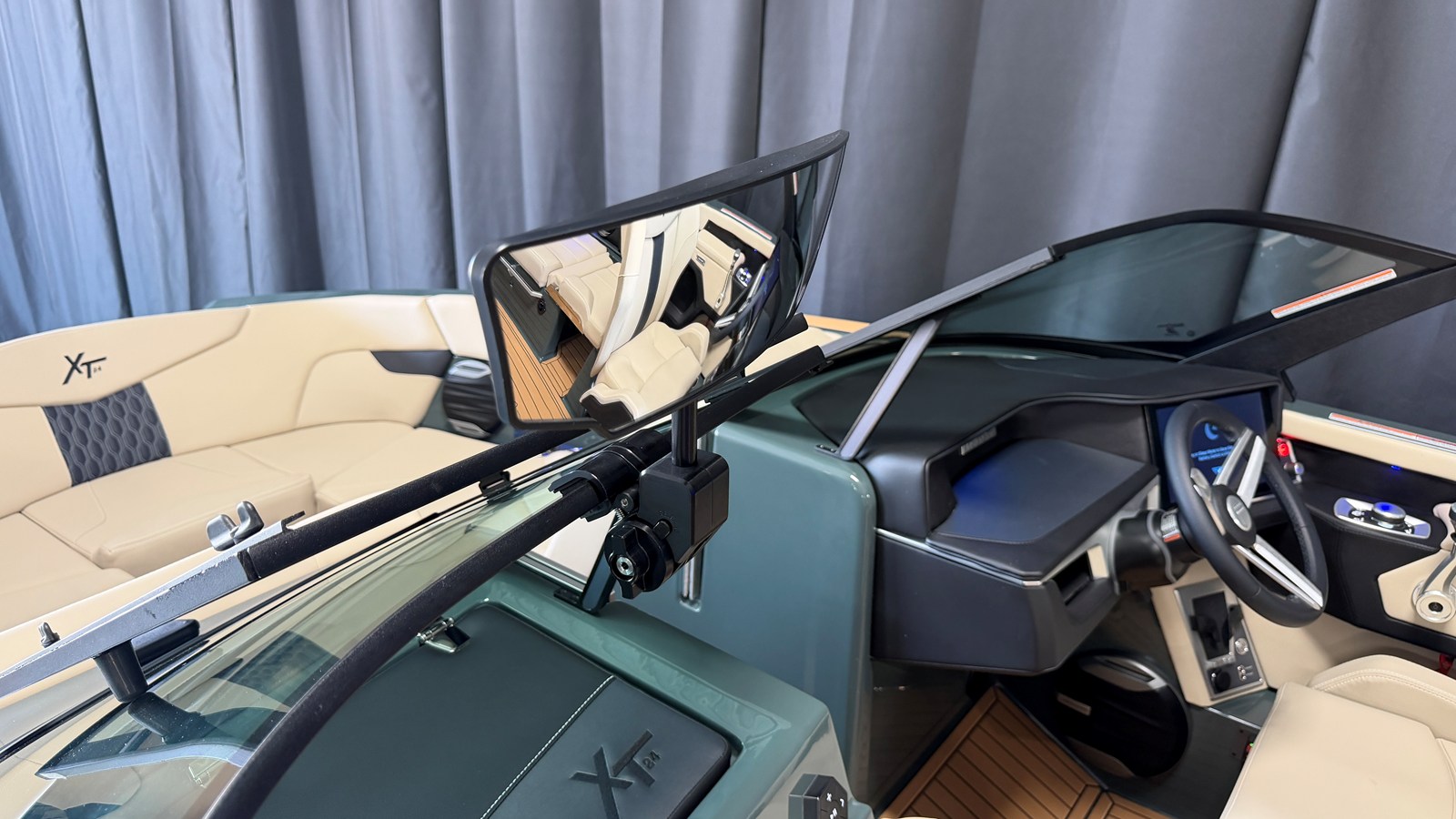 2027 Mastercraft XT24 67
