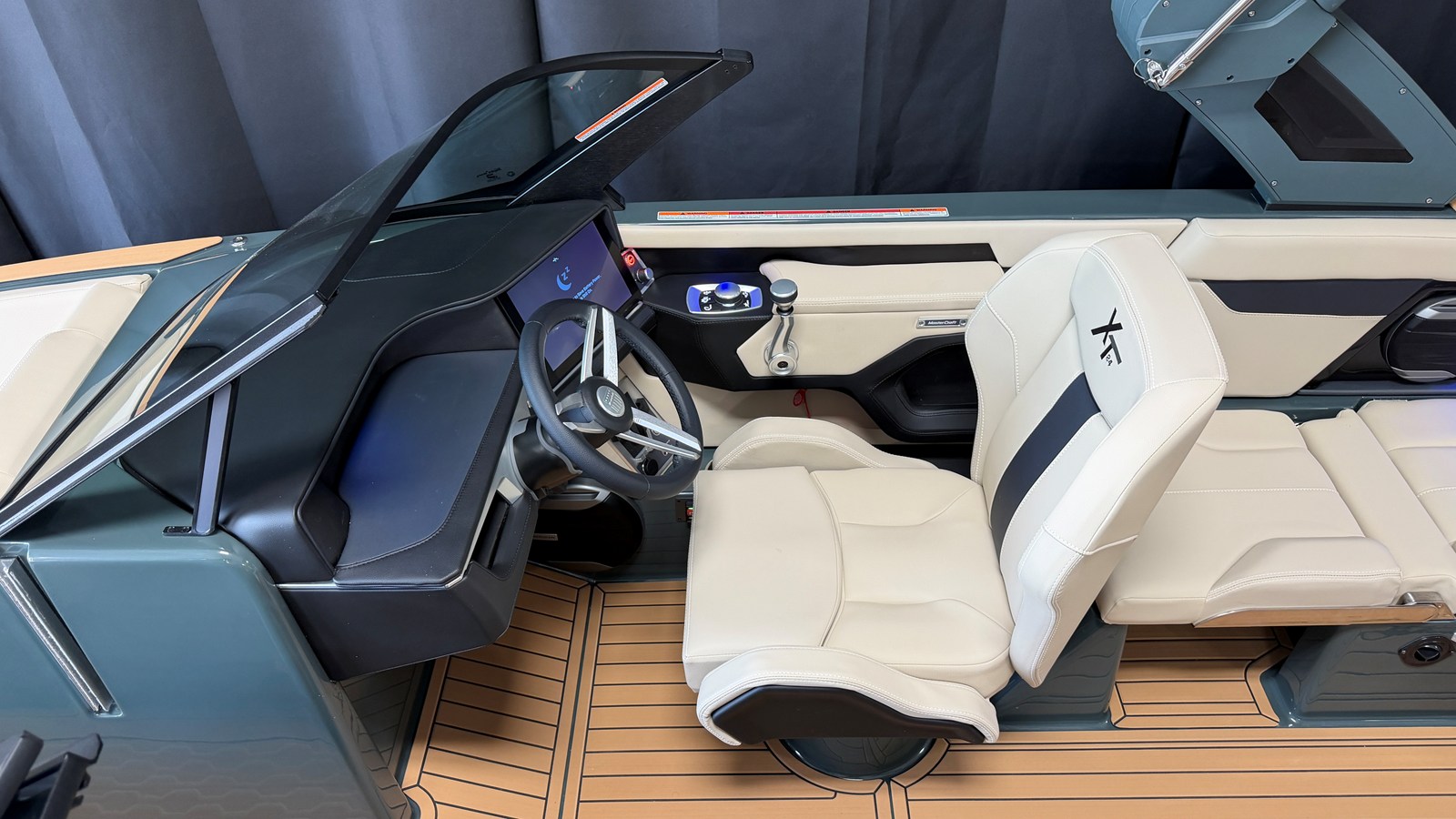 2027 Mastercraft XT24 68