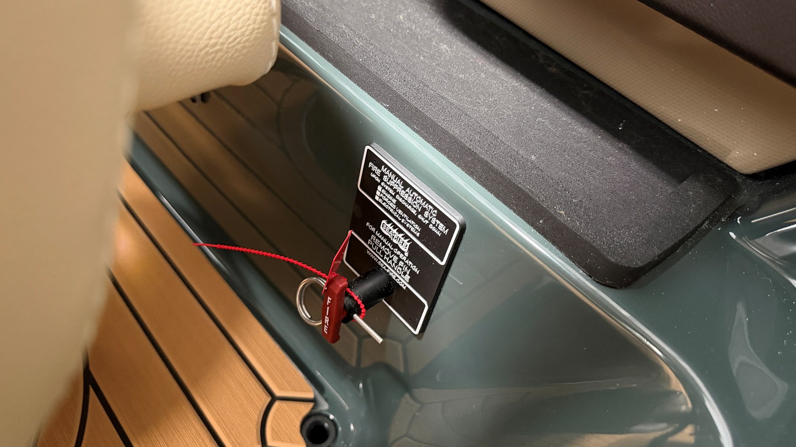 2027 Mastercraft XT24 71