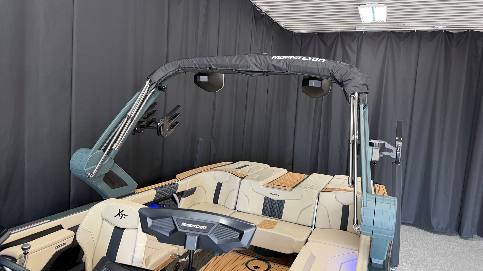 2027 Mastercraft XT24 100