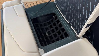 2027 Mastercraft XT24 21