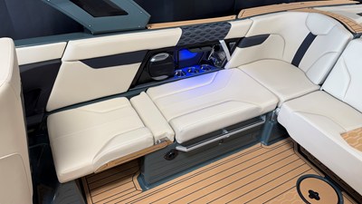 2027 Mastercraft XT24 26