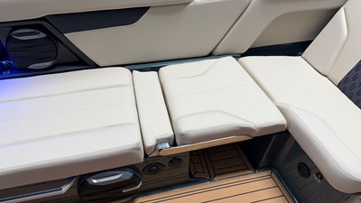 2027 Mastercraft XT24 52