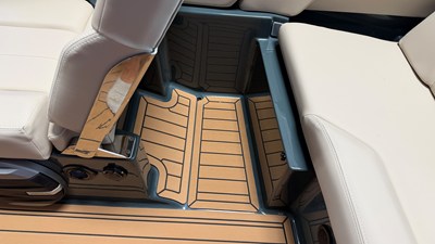 2027 Mastercraft XT24 53