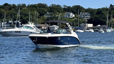 Sea Ray SDX 270 Outboard 1 2027 Sea Ray SDX 270 Outboard 2