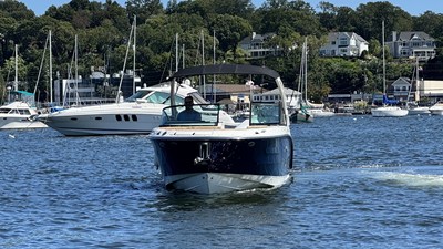 Sea Ray SDX 270 Outboard 2 2027 Sea Ray SDX 270 Outboard 3