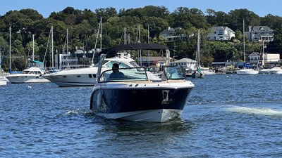 Sea Ray SDX 270 Outboard 27 2027 Sea Ray SDX 270 Outboard 28