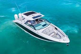 Sea Ray SLX 400 Outboard 5 2026 Sea Ray SLX 400 Outboard 6