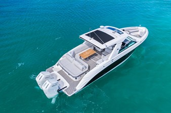 Sea Ray SLX 400 Outboard 50 2026 Sea Ray SLX 400 Outboard 51
