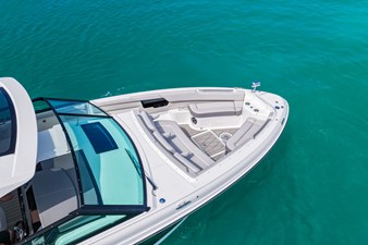 Sea Ray SLX 400 Outboard 52 2026 Sea Ray SLX 400 Outboard 53