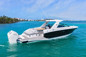 Sea Ray SLX 400 Outboard 53 2026 Sea Ray SLX 400 Outboard 54