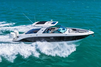 Sea Ray SLX 400 Outboard 60 2026 Sea Ray SLX 400 Outboard 61