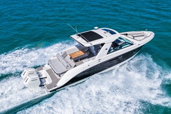 Sea Ray SLX 400 Outboard 67 2026 Sea Ray SLX 400 Outboard 68