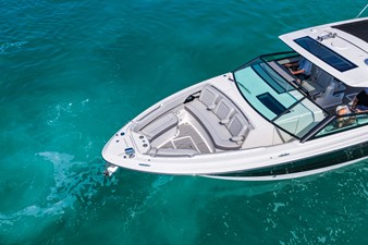 Sea Ray SLX 400 Outboard 70 2026 Sea Ray SLX 400 Outboard 71