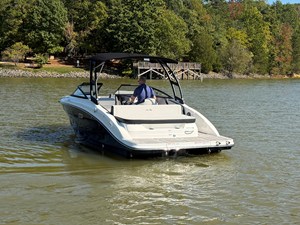 Sea Ray SPX 210 2 2026 Sea Ray SPX 210 3