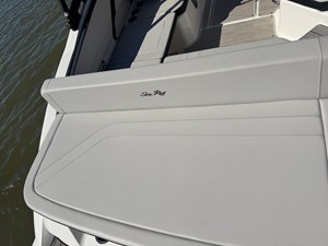 2026 Sea Ray SPX 210 12