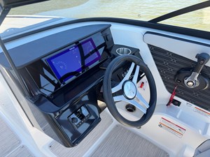 2026 Sea Ray SPX 210 18