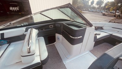 Regal 2800 BOWRIDER 45 2016 Regal 2800 BOWRIDER 46