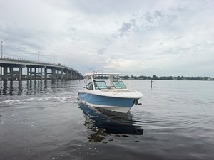 Boston Whaler 280 Vantage 2 2027 Boston Whaler 280 Vantage 3