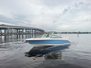 Boston Whaler 280 Vantage 5 2027 Boston Whaler 280 Vantage 6