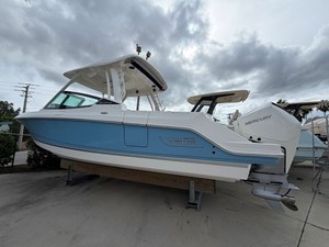 Boston Whaler 280 Vantage 12 2027 Boston Whaler 280 Vantage 13
