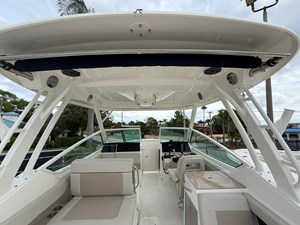 Boston Whaler 280 Vantage 15 2027 Boston Whaler 280 Vantage 16