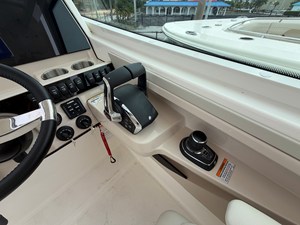 Boston Whaler 280 Vantage 19 2027 Boston Whaler 280 Vantage 20