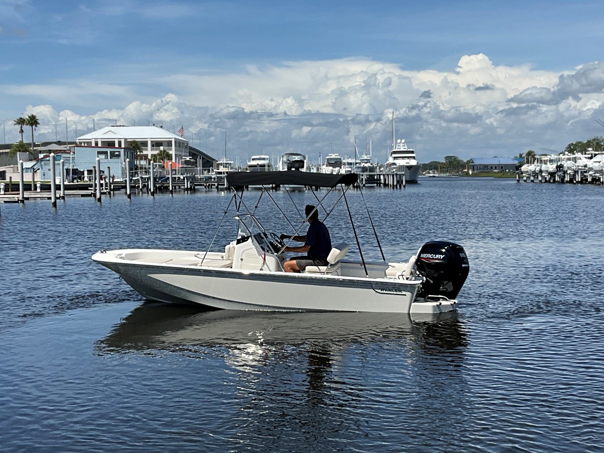 2027 Boston Whaler 170 Montauk 4