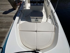 Boston Whaler 170 Montauk 6 2027 Boston Whaler 170 Montauk 7