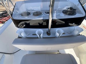 Boston Whaler 170 Montauk 7 2027 Boston Whaler 170 Montauk 8