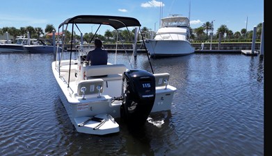 Boston Whaler 170 Montauk 12 2027 Boston Whaler 170 Montauk 13