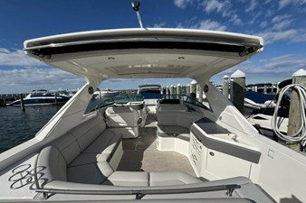 Sea Ray SLX 310 6 2021 Sea Ray SLX 310 7