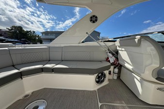 Sea Ray SLX 310 11 2021 Sea Ray SLX 310 12