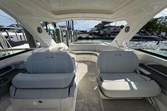 Sea Ray SLX 310 18 2021 Sea Ray SLX 310 19