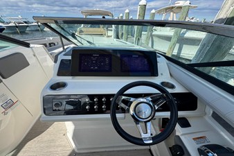 Sea Ray SLX 310 32 2021 Sea Ray SLX 310 33