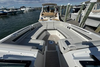Sea Ray SLX 310 36 2021 Sea Ray SLX 310 37