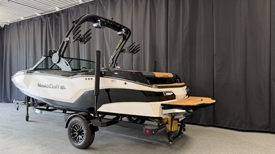 Mastercraft NXT20 3 2027 Mastercraft NXT20 4