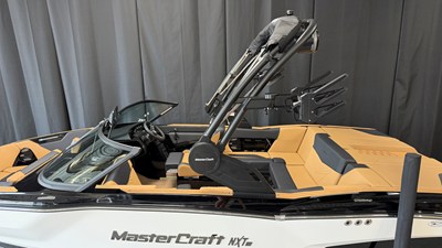 Mastercraft NXT20 5 2027 Mastercraft NXT20 6