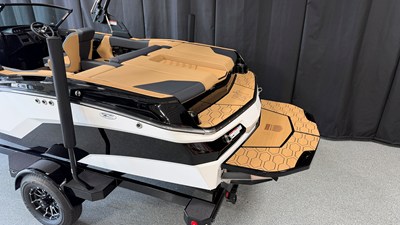2027 Mastercraft NXT20 7