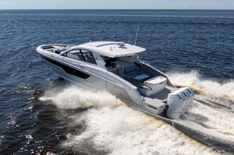 Cruisers Yachts 50 GLS OB 2 2026 Cruisers Yachts 50 GLS OB 3