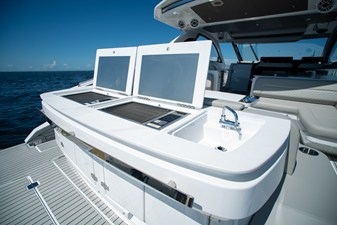 Cruisers Yachts 50 GLS OB 8 2026 Cruisers Yachts 50 GLS OB 9