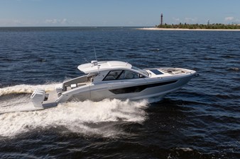 Cruisers Yachts 50 GLS OB 41 2026 Cruisers Yachts 50 GLS OB 42