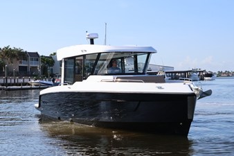 Cruisers Yachts 38 VTR EC 5 2026 Cruisers Yachts 38 VTR EC 6