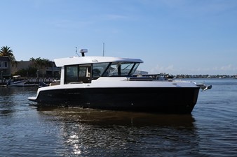 Cruisers Yachts 38 VTR EC 6 2026 Cruisers Yachts 38 VTR EC 7