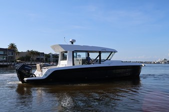 Cruisers Yachts 38 VTR EC 9 2026 Cruisers Yachts 38 VTR EC 10